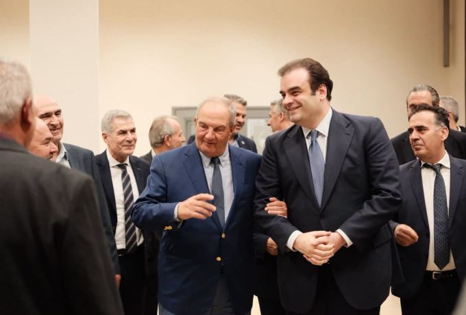 Καπνικά προϊόντα: Αυξήσεις στη φορολογία από το 2036 για την Ελλάδα - Κυριάκος Πιερρακάκης